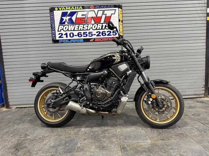 2023 Yamaha XSR700 MOTORCYCLE