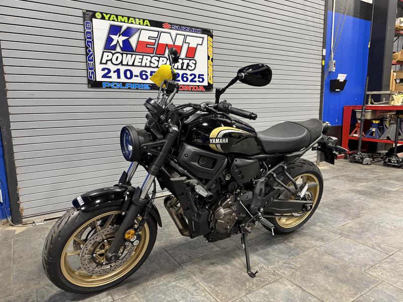 2023 Yamaha XSR700 MOTORCYCLE