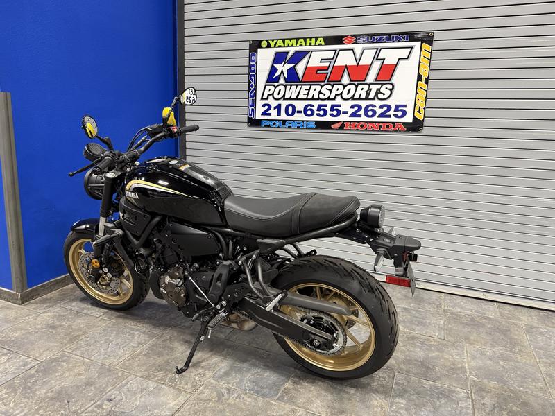 2023 Yamaha XSR700 MOTORCYCLE