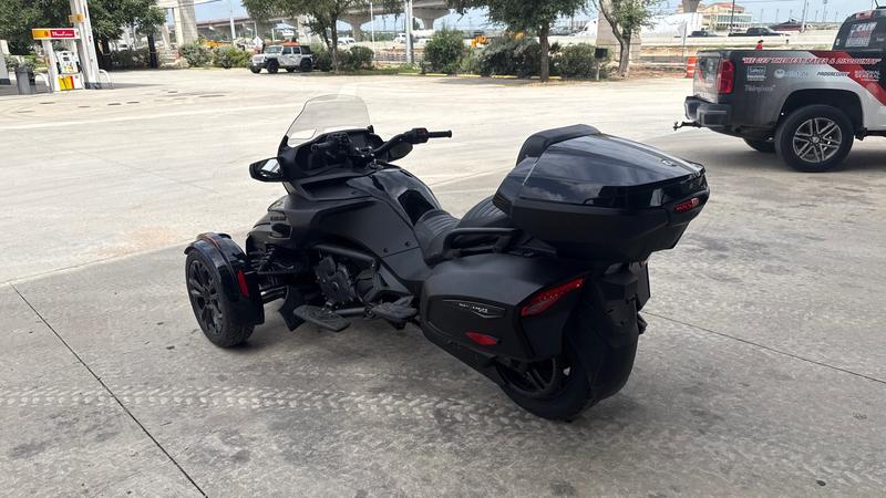 2024 Can-Am Spyder F3 Limited MOTORCYCLE