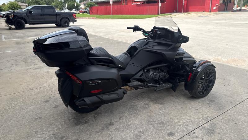 2024 Can-Am Spyder F3 Limited MOTORCYCLE