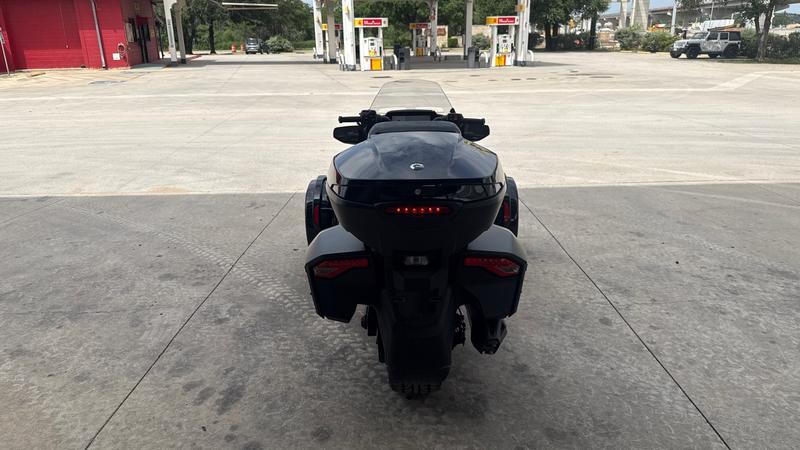 2024 Can-Am Spyder F3 Limited MOTORCYCLE