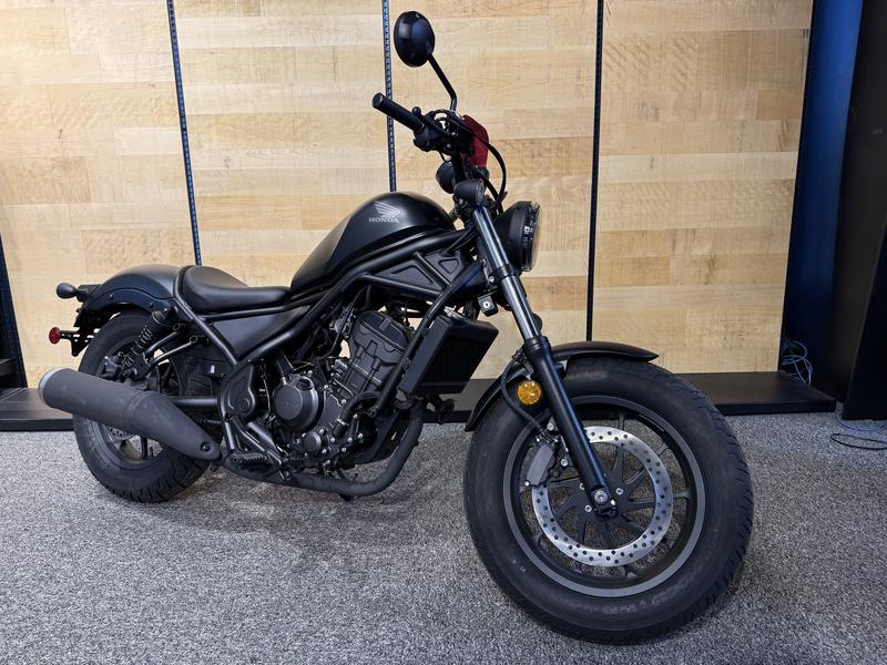 2025 Honda Rebel 300 MOTORCYCLE