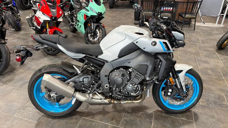 2025 Yamaha MT-10 MOTORCYCLE