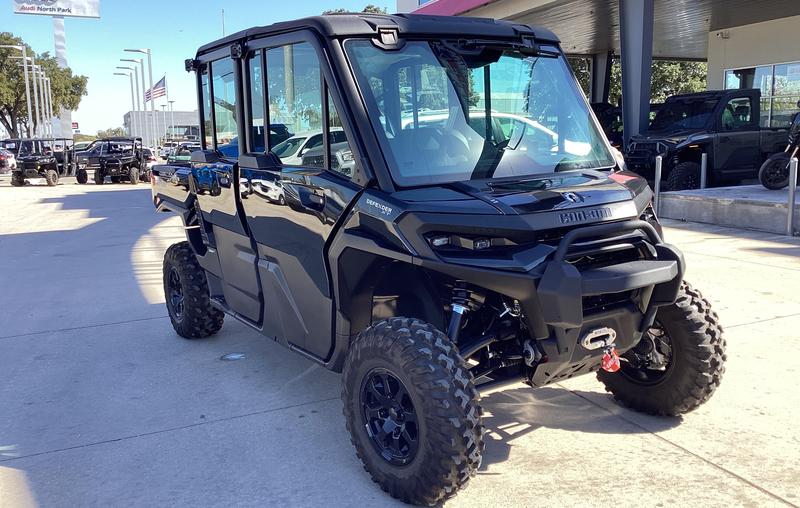2026 Can-Am Defender MAX XT CAB HD11 UTV