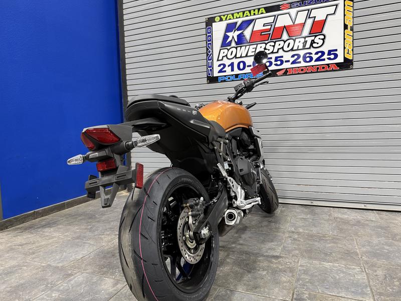 2026 SUZUKI GSX-8T MOTORCYCLE