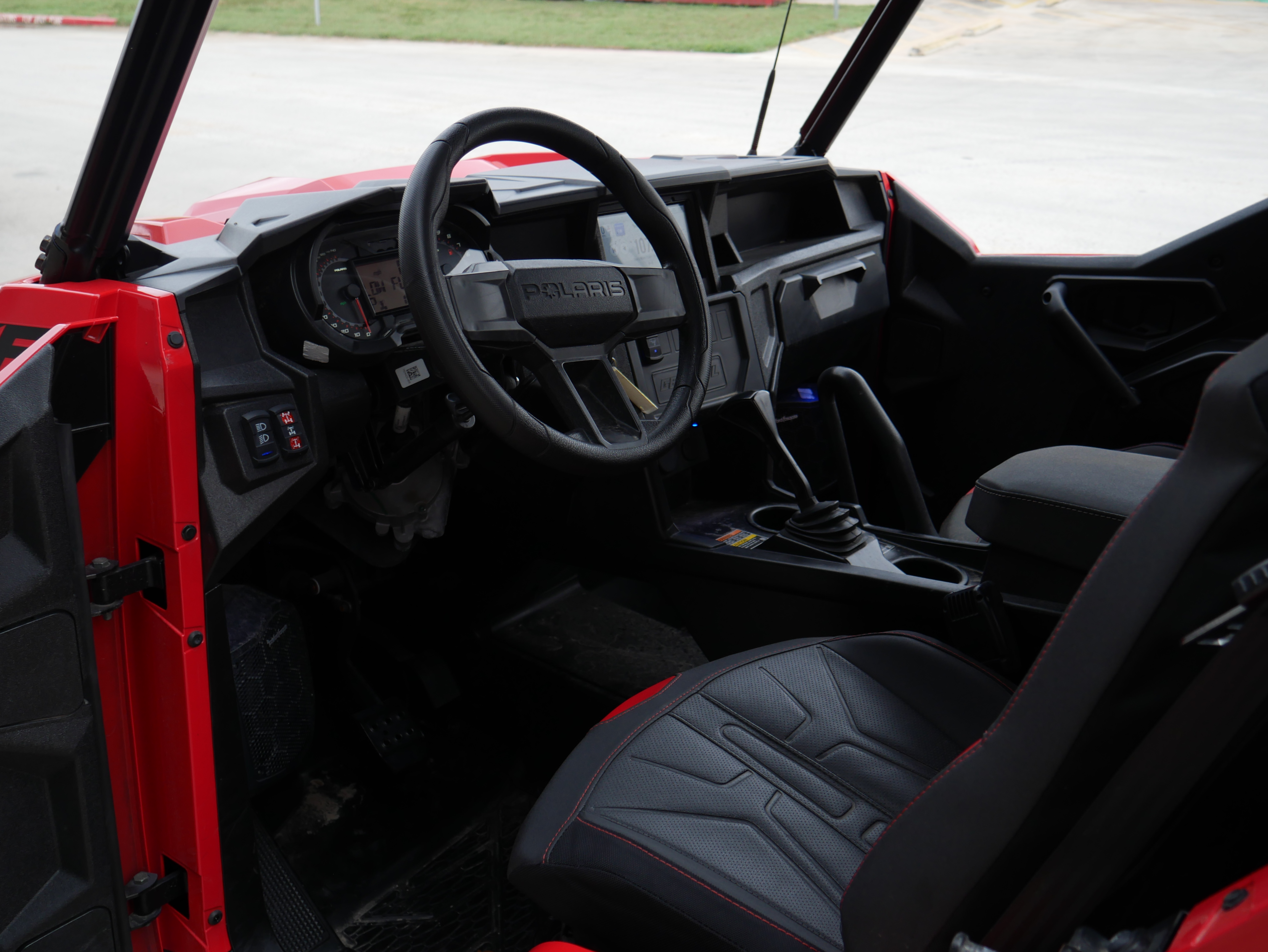2025 Polaris GENERAL XP 4 1000 Ultimate UTV