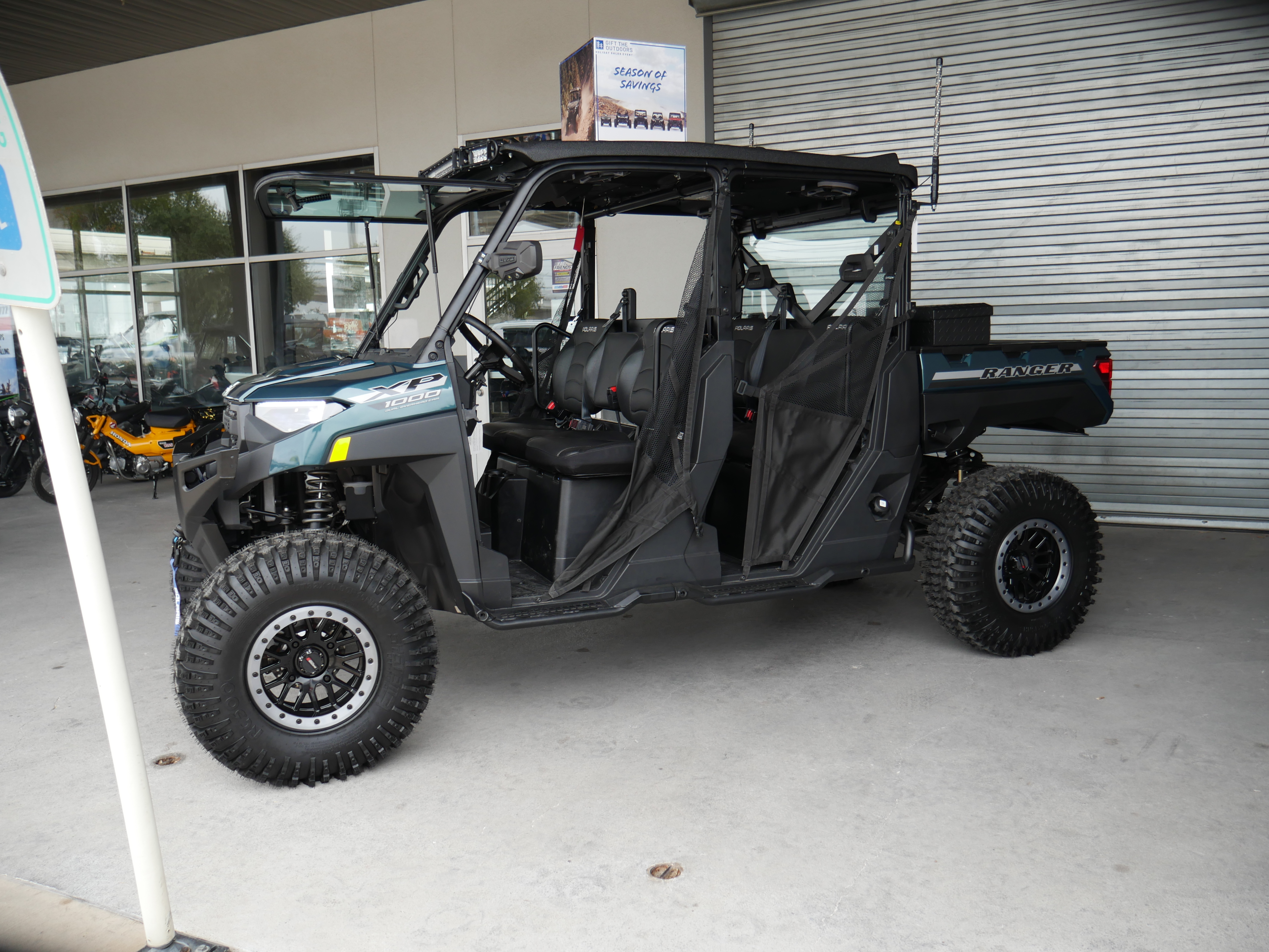 2026 Polaris RANGER CREW XP 1000 Premium UTV