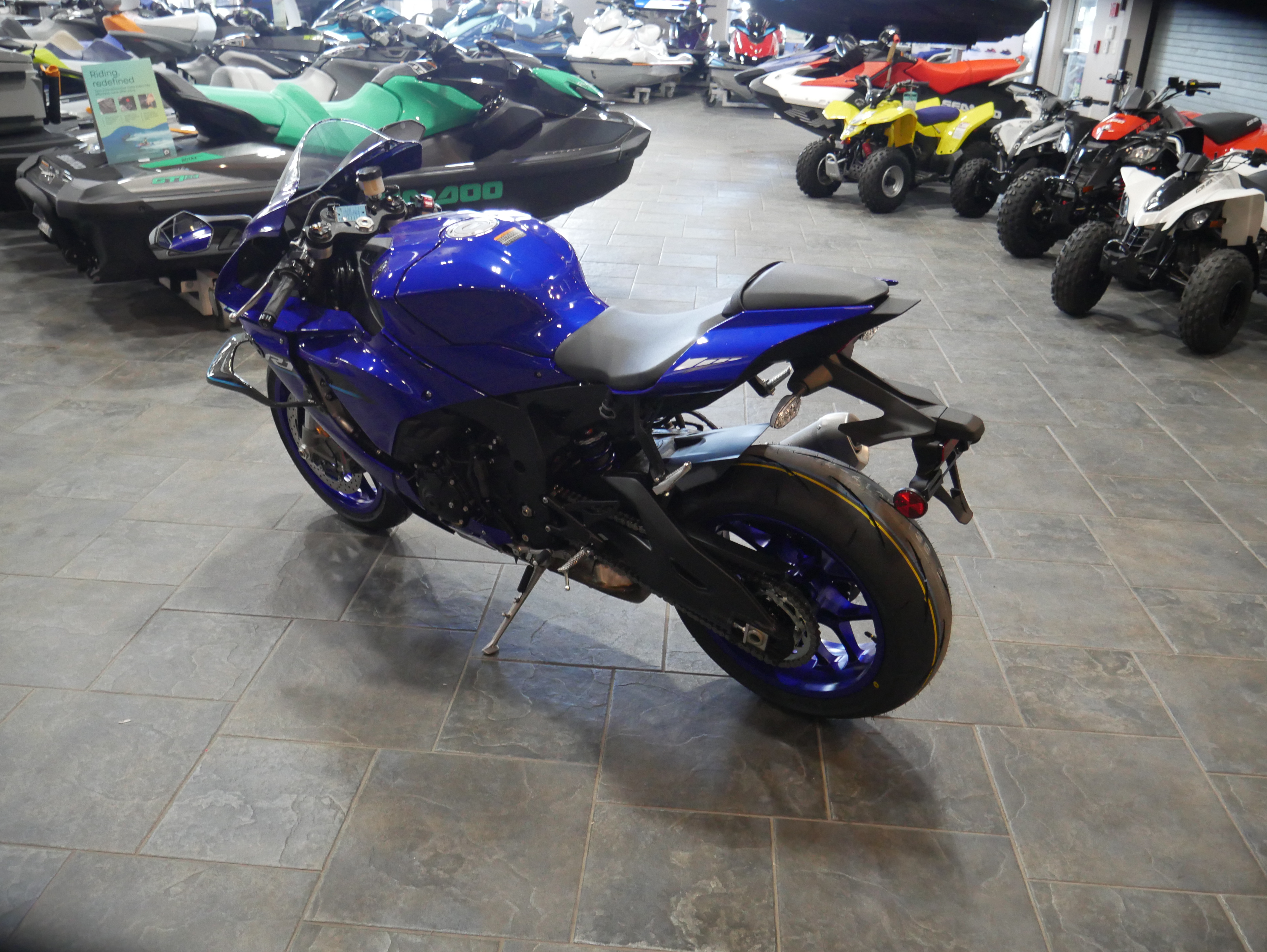 2026 Yamaha YZF-R1 MOTORCYCLE