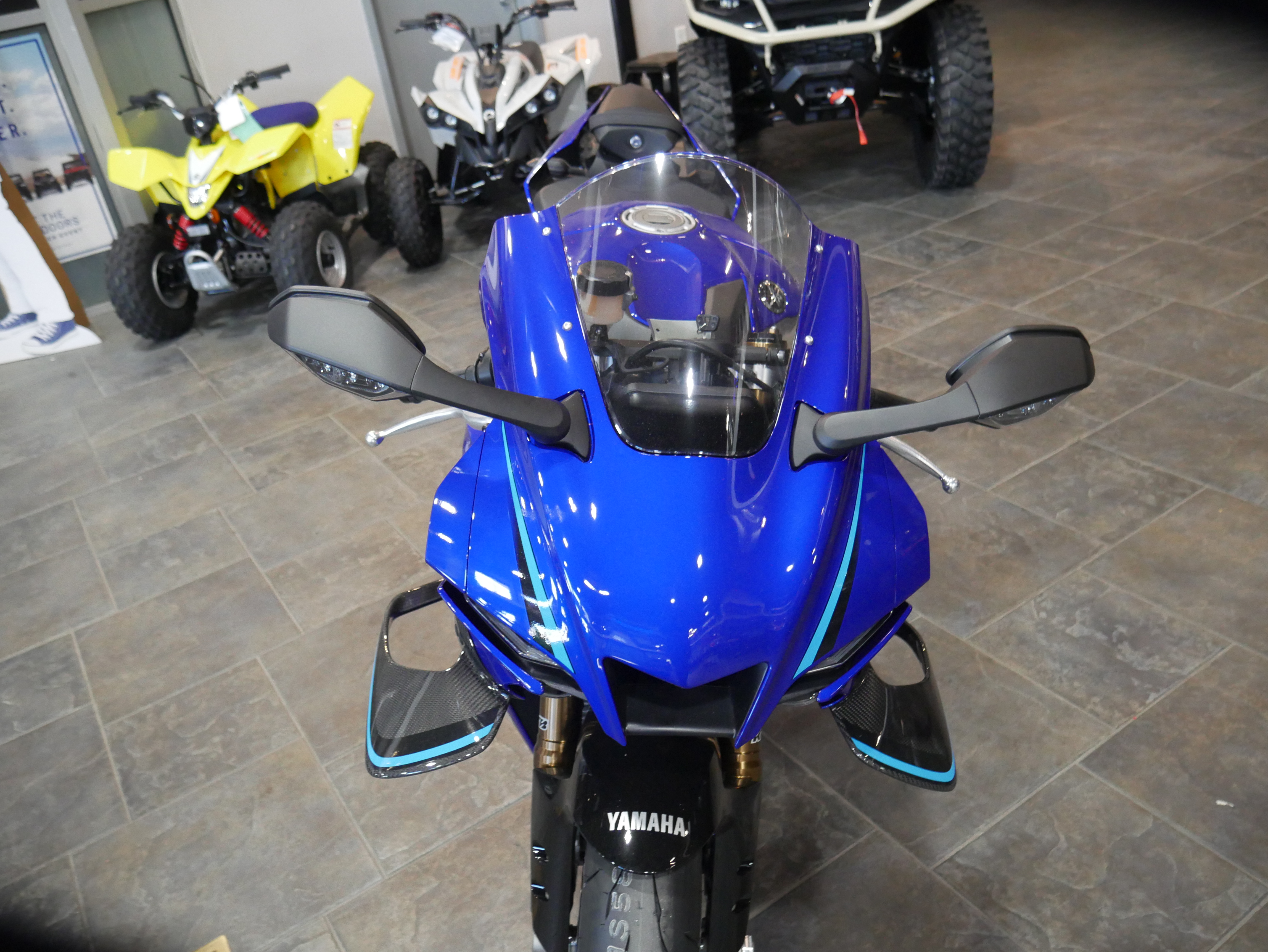 2026 Yamaha YZF-R1 MOTORCYCLE