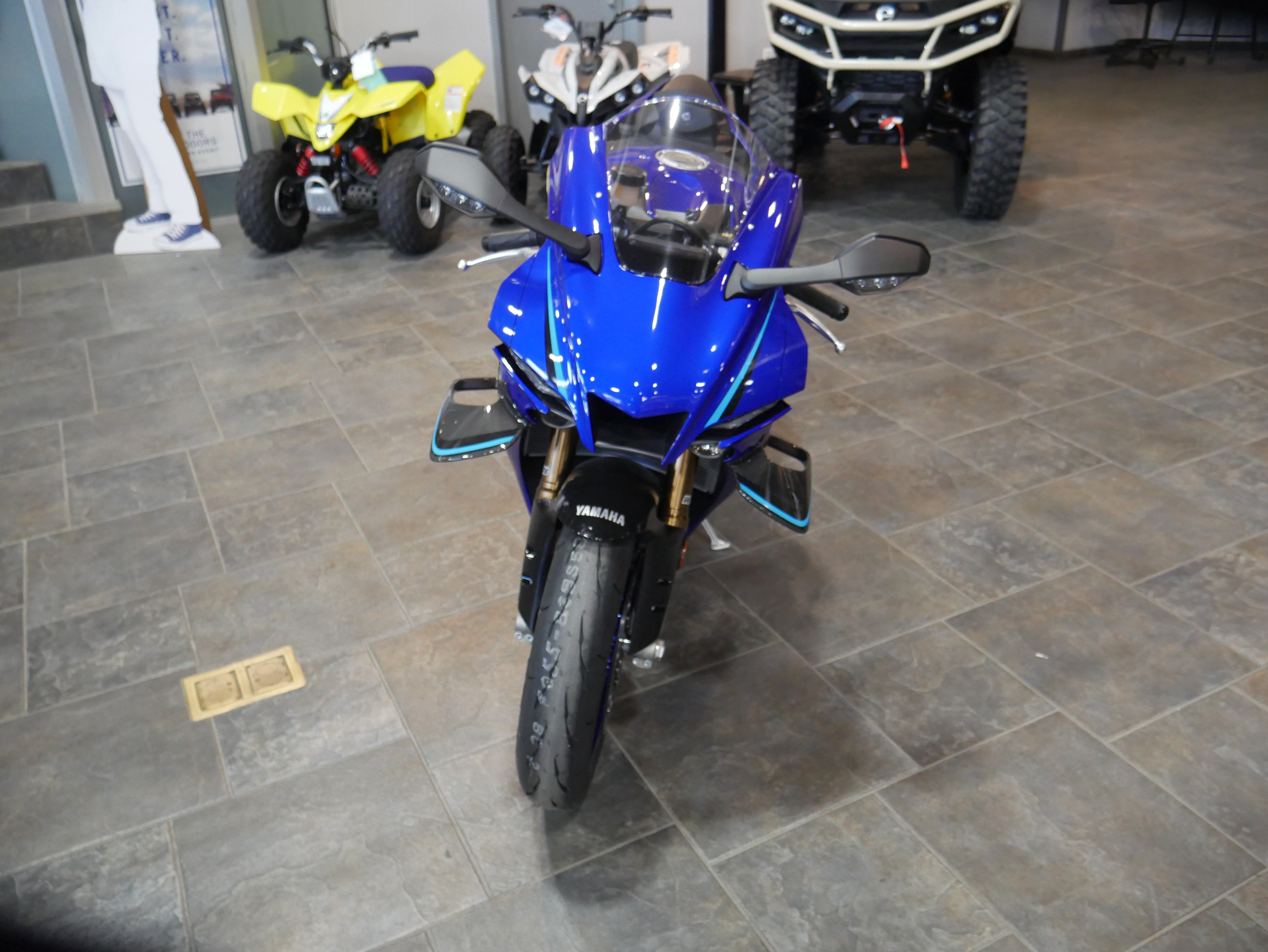 2026 Yamaha YZF-R1 MOTORCYCLE