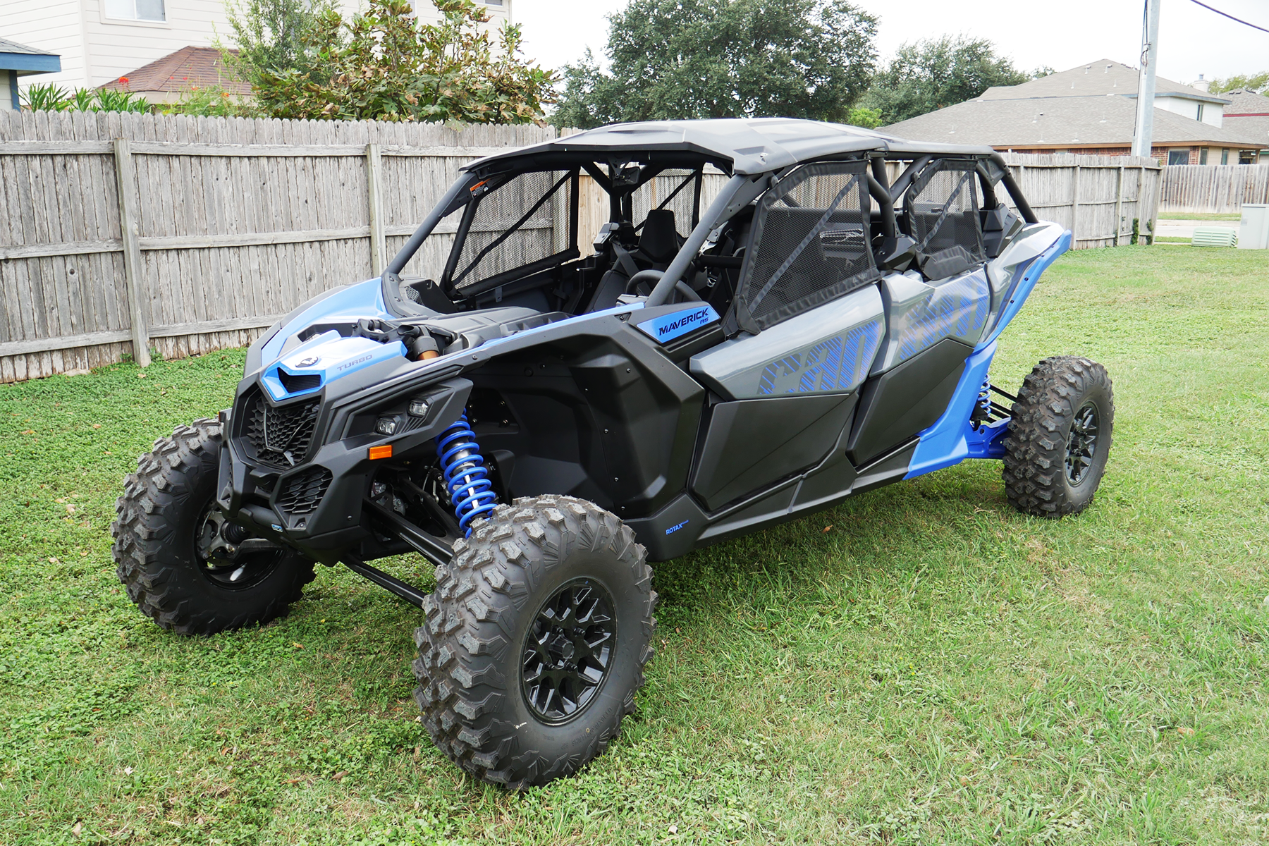 2027 Can-Am Maverick X3 MAX RS Turbo UTV