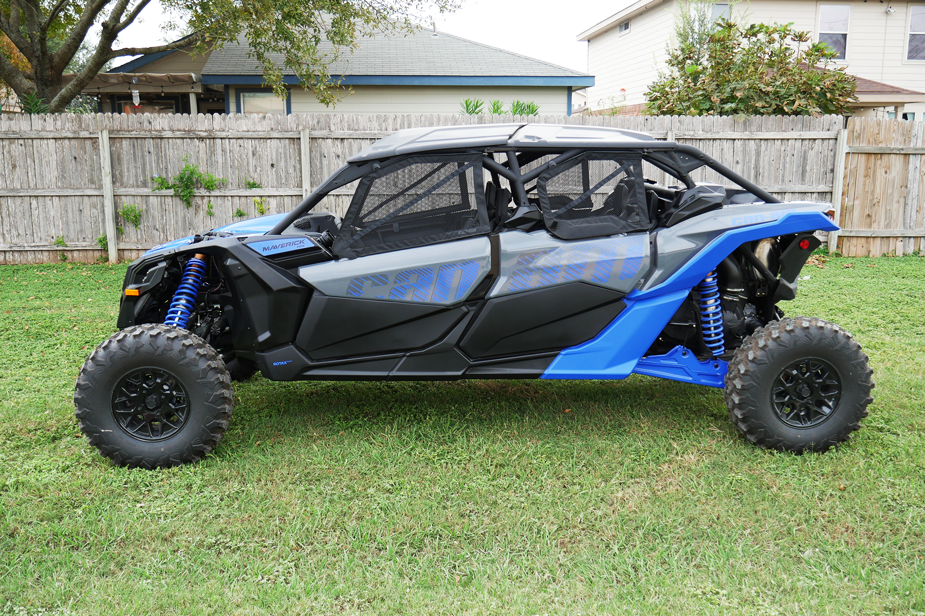 2027 Can-Am Maverick X3 MAX RS Turbo UTV