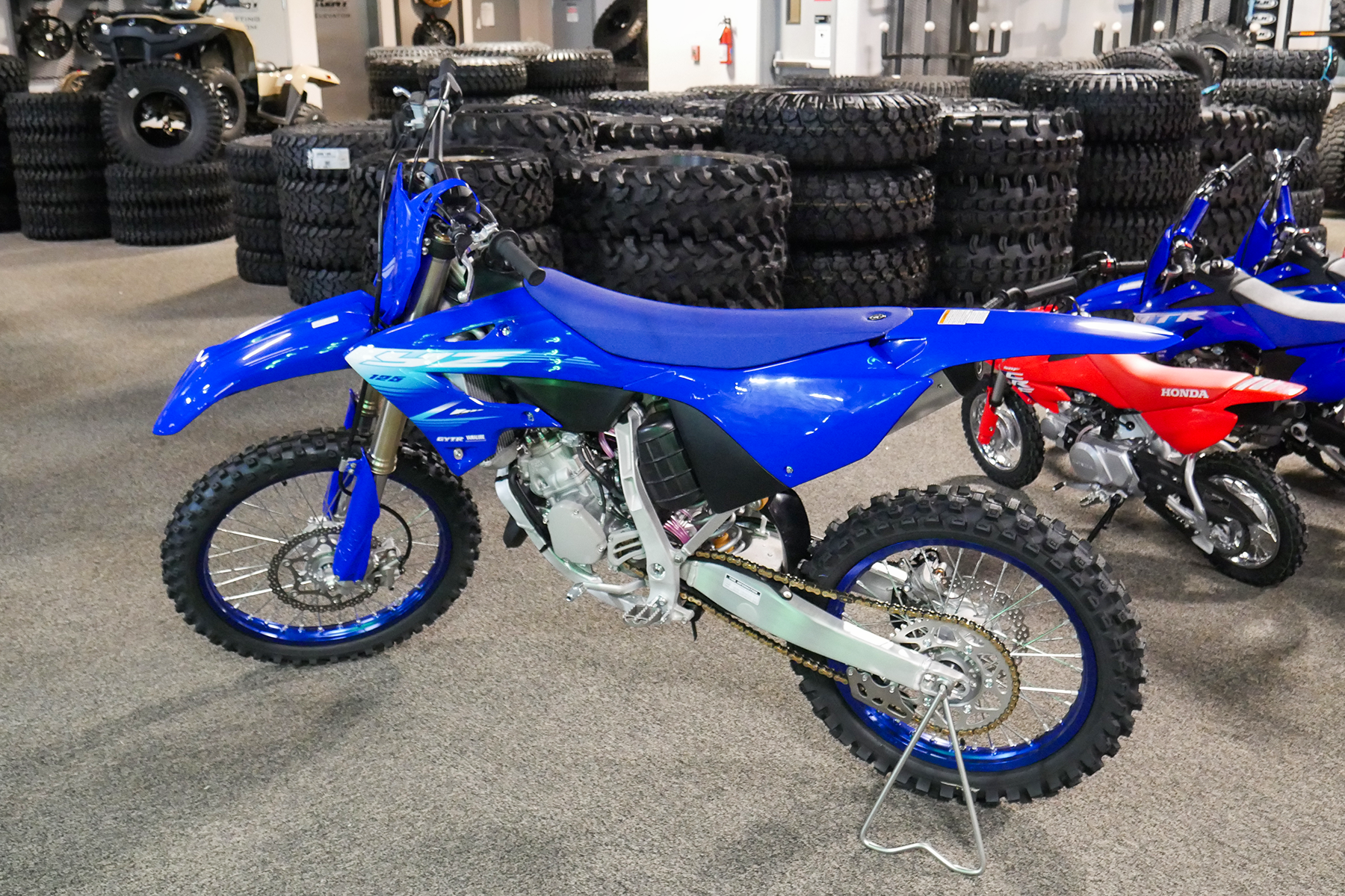 2027 Yamaha YZ125 DIRT BIKE