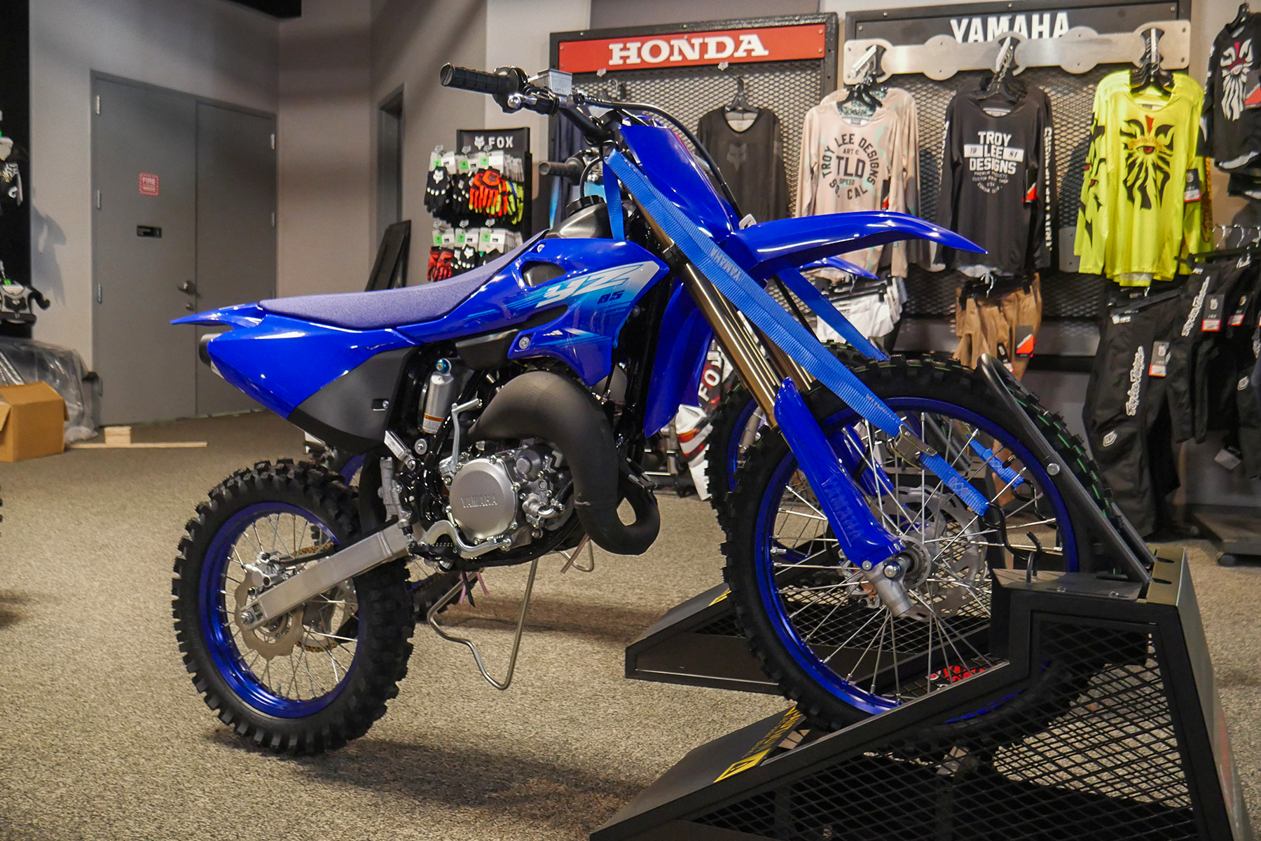 2027 Yamaha YZ85LW DIRT BIKE